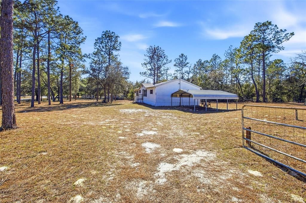 For Sale: $175,000 (3 beds, 2 baths, 1560 Square Feet)