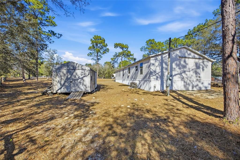 For Sale: $175,000 (3 beds, 2 baths, 1560 Square Feet)