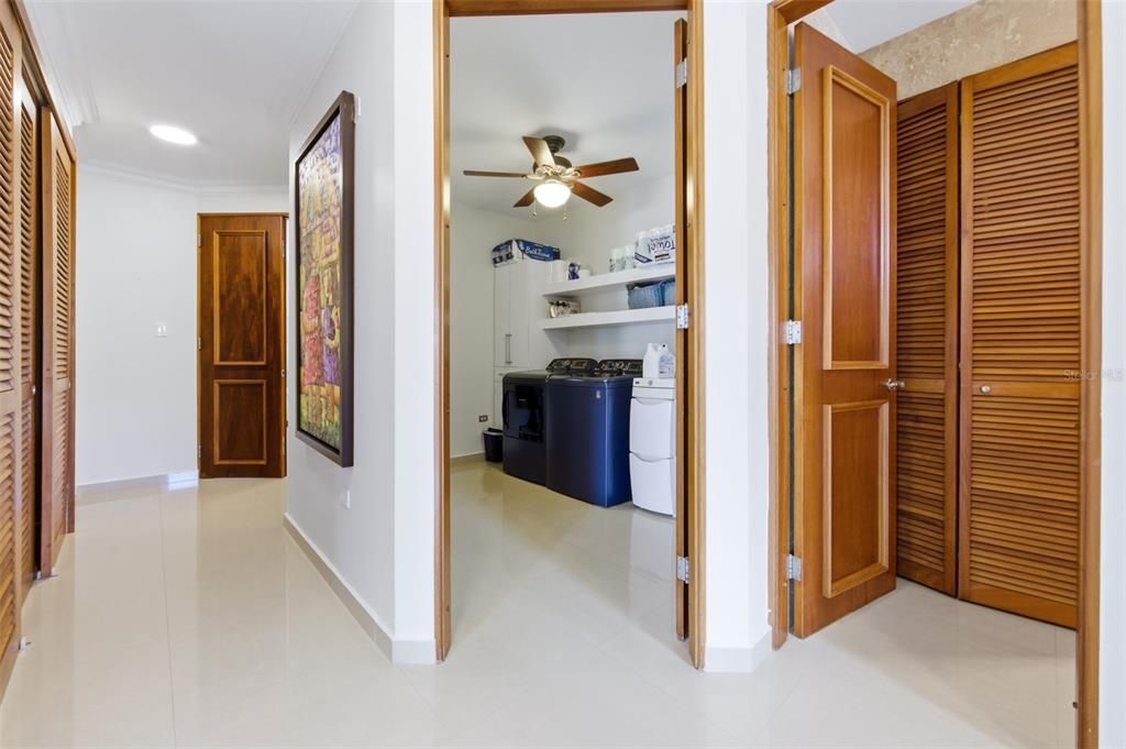 For Sale: $1,285,000 (5 beds, 3 baths, 3800 Square Feet)