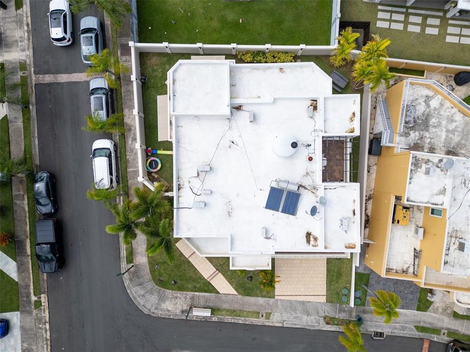 For Sale: $1,285,000 (5 beds, 3 baths, 3800 Square Feet)
