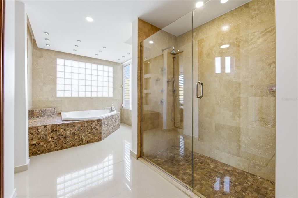 For Sale: $1,285,000 (5 beds, 3 baths, 3800 Square Feet)
