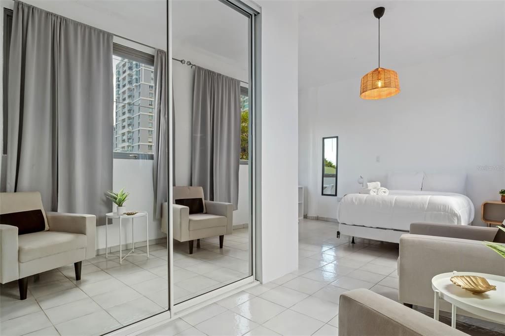 For Sale: $1,800,000 (12 beds, 7 baths, 2532 Square Feet)