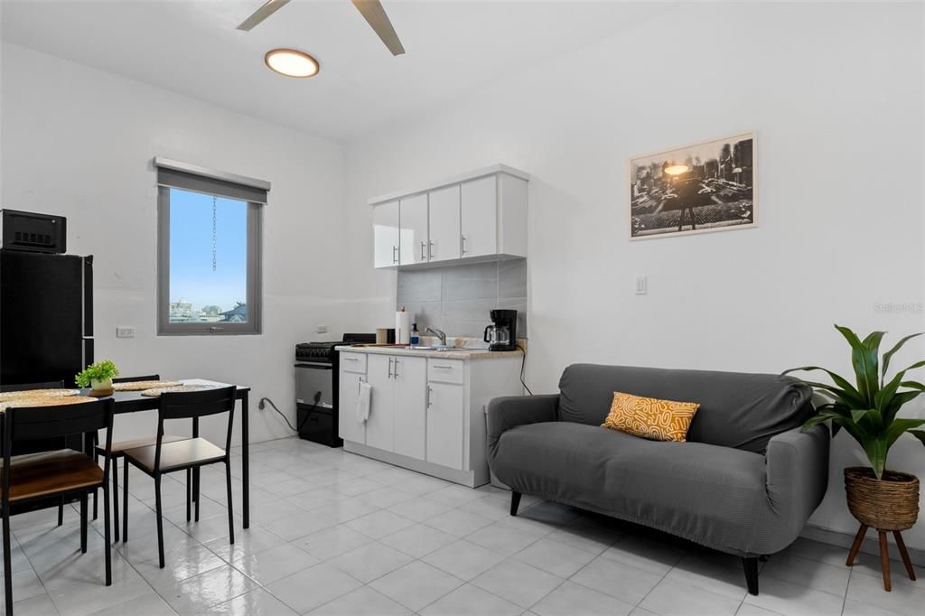 For Sale: $1,800,000 (12 beds, 7 baths, 2532 Square Feet)