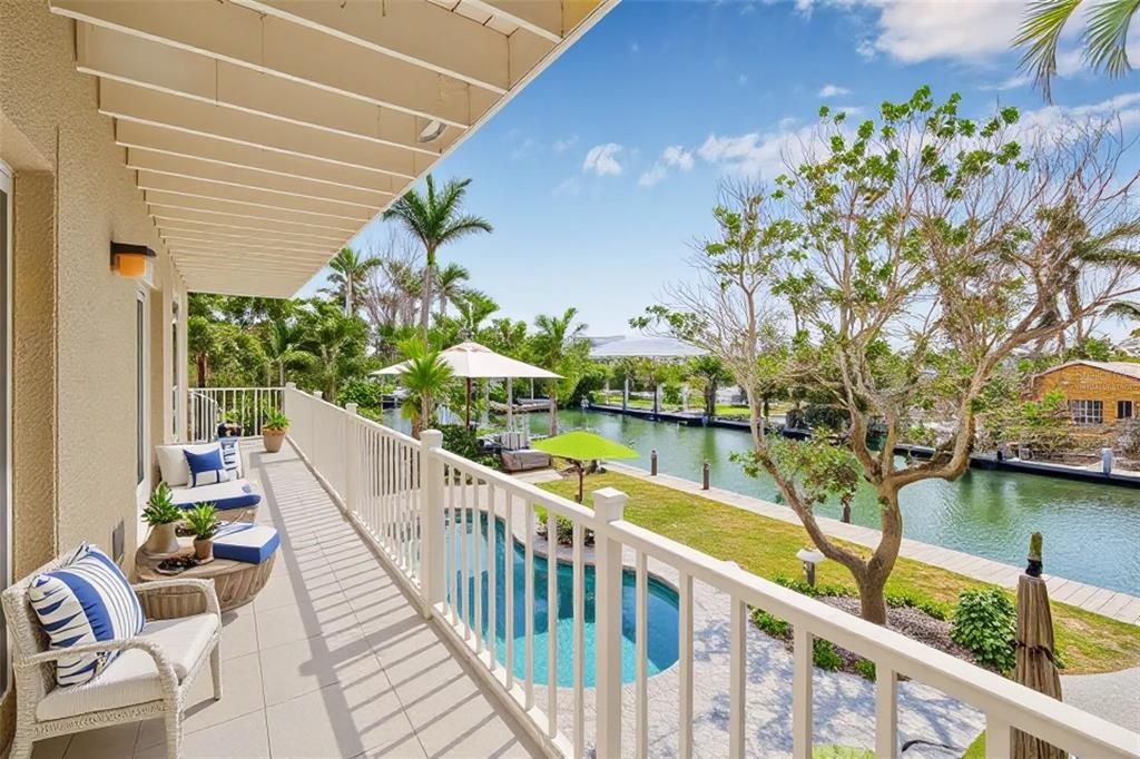 For Sale: $3,200,000 (6 beds, 5 baths, 4676 Square Feet)