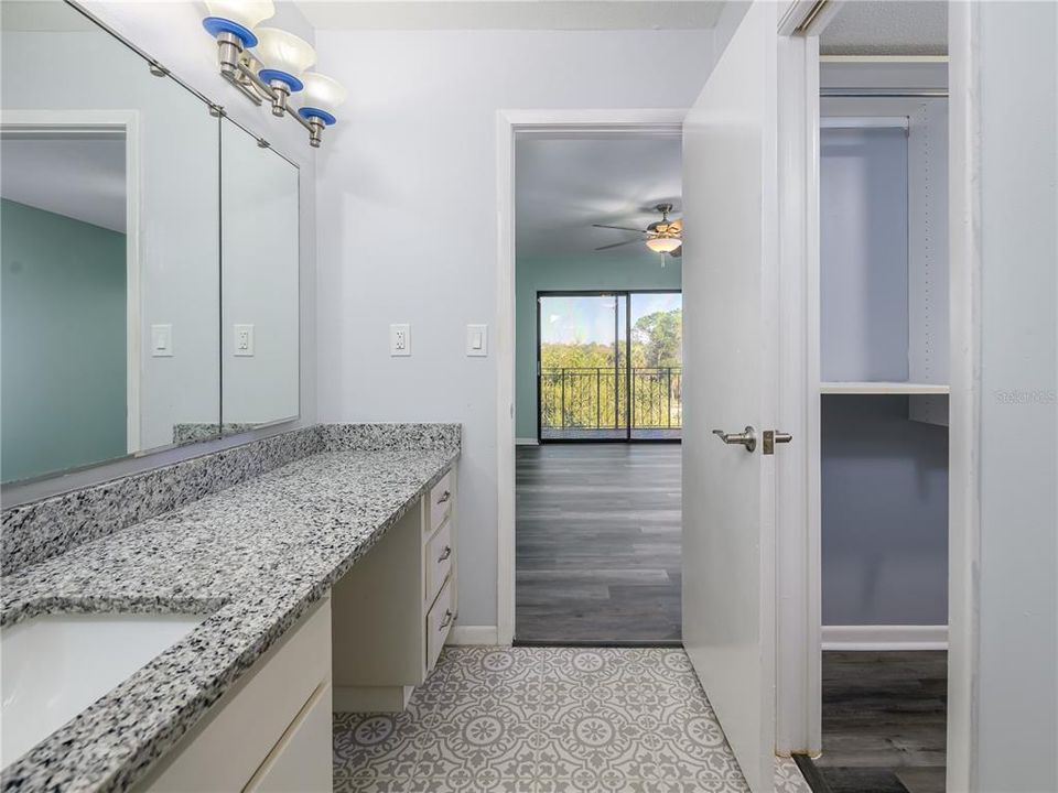 Active With Contract: $2,400 (3 beds, 2 baths, 2052 Square Feet)