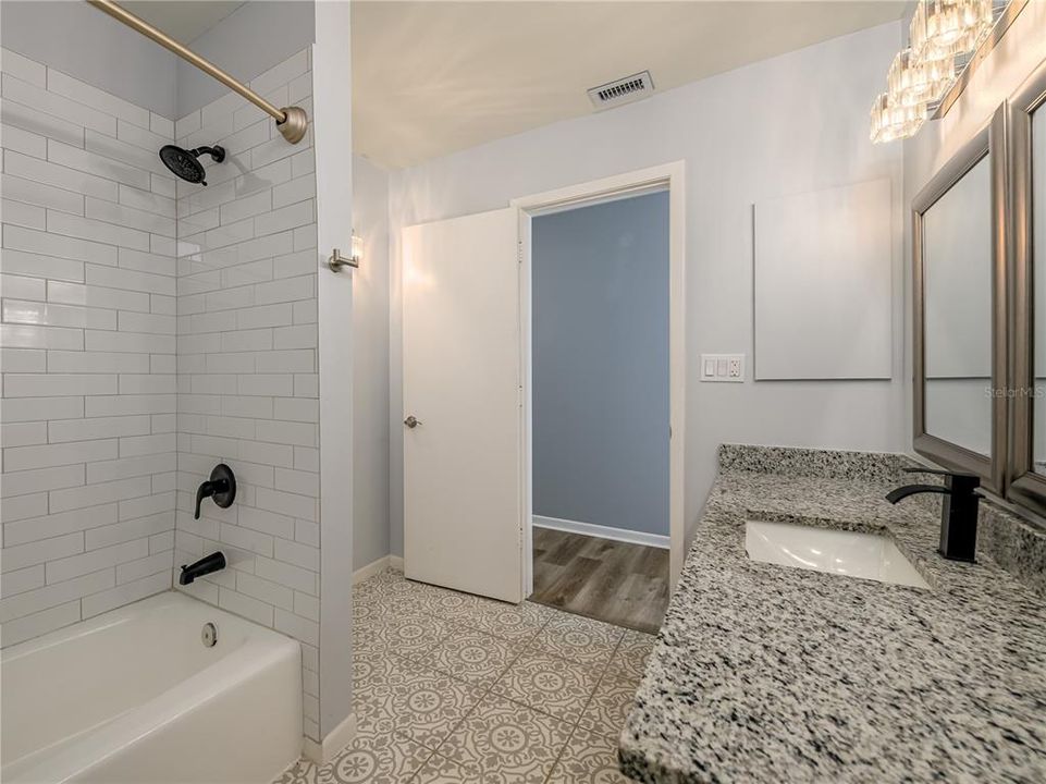 Active With Contract: $2,400 (3 beds, 2 baths, 2052 Square Feet)