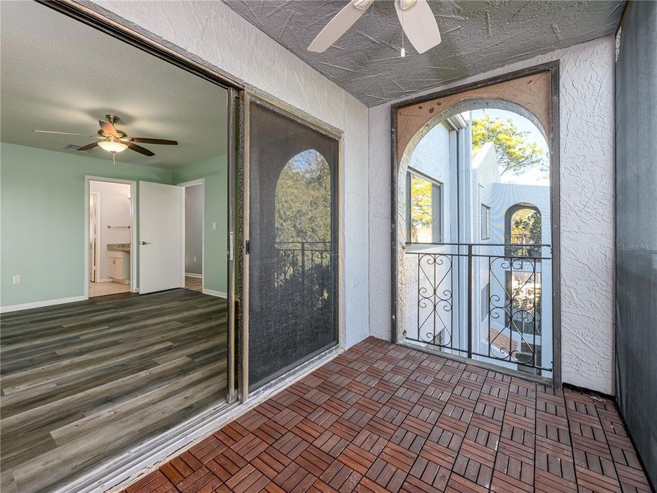 Active With Contract: $2,400 (3 beds, 2 baths, 2052 Square Feet)