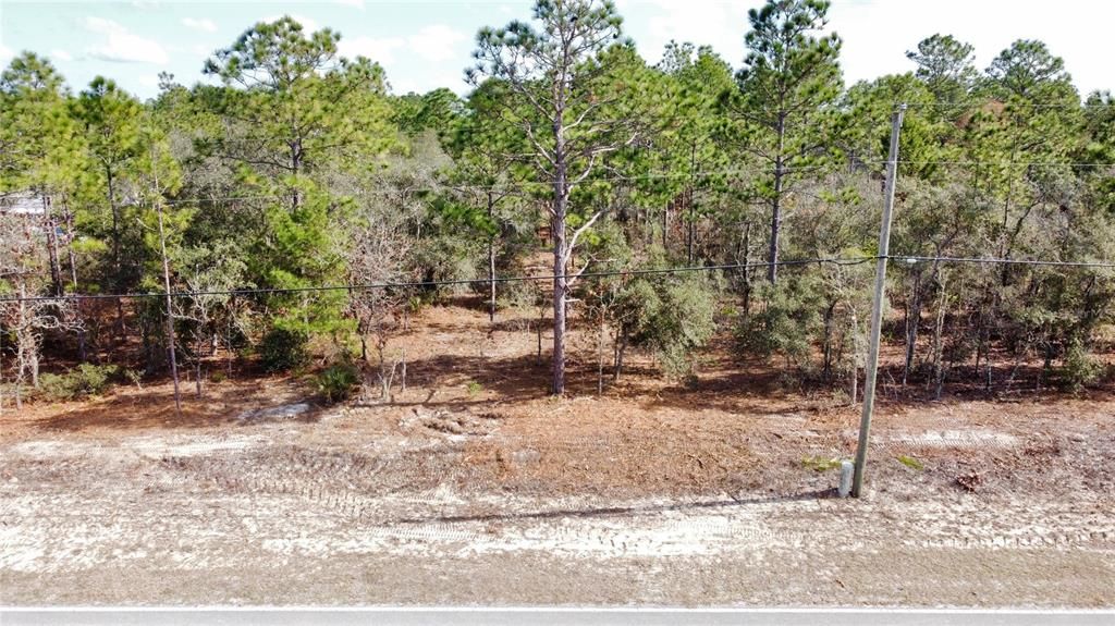 Activo con contrato: $19,900 (0.23 acres)