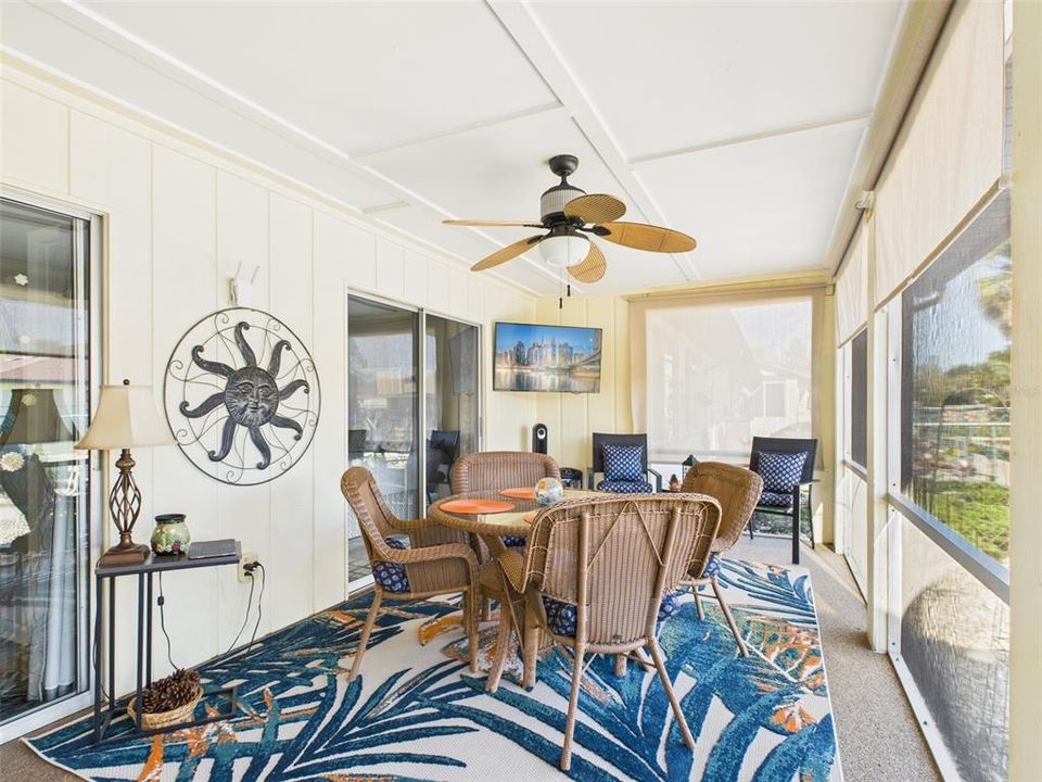 En Venta: $154,900 (2 camas, 2 baños, 980 Pies cuadrados)