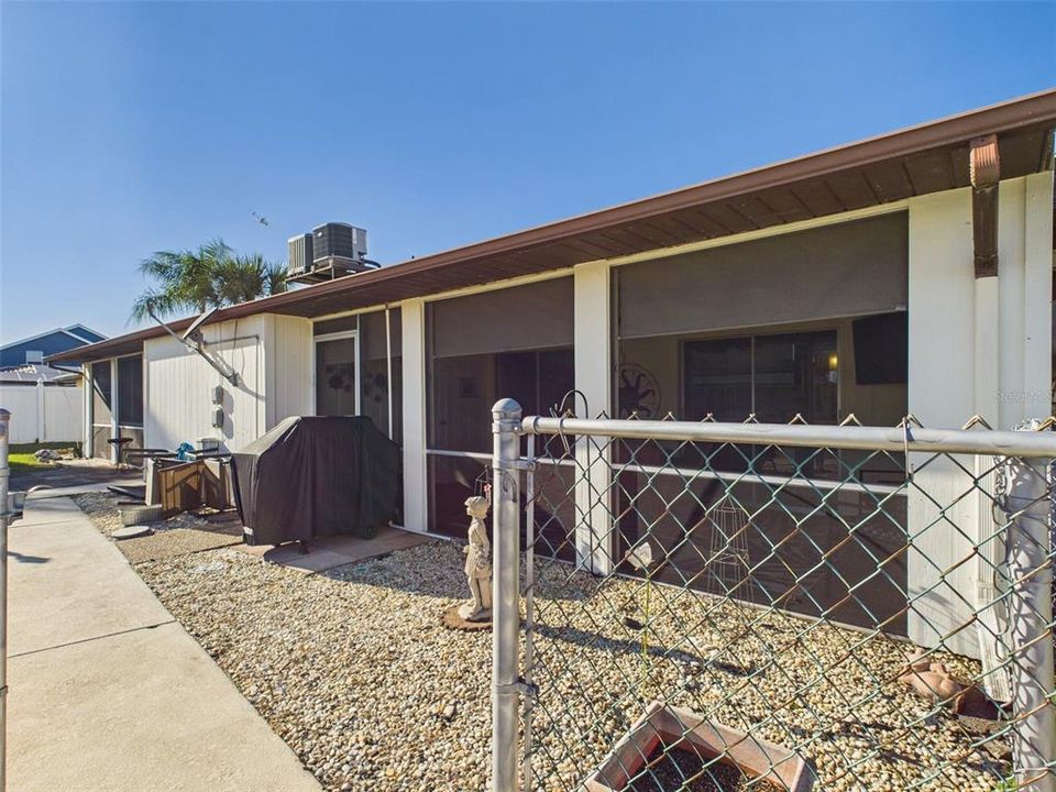 En Venta: $154,900 (2 camas, 2 baños, 980 Pies cuadrados)