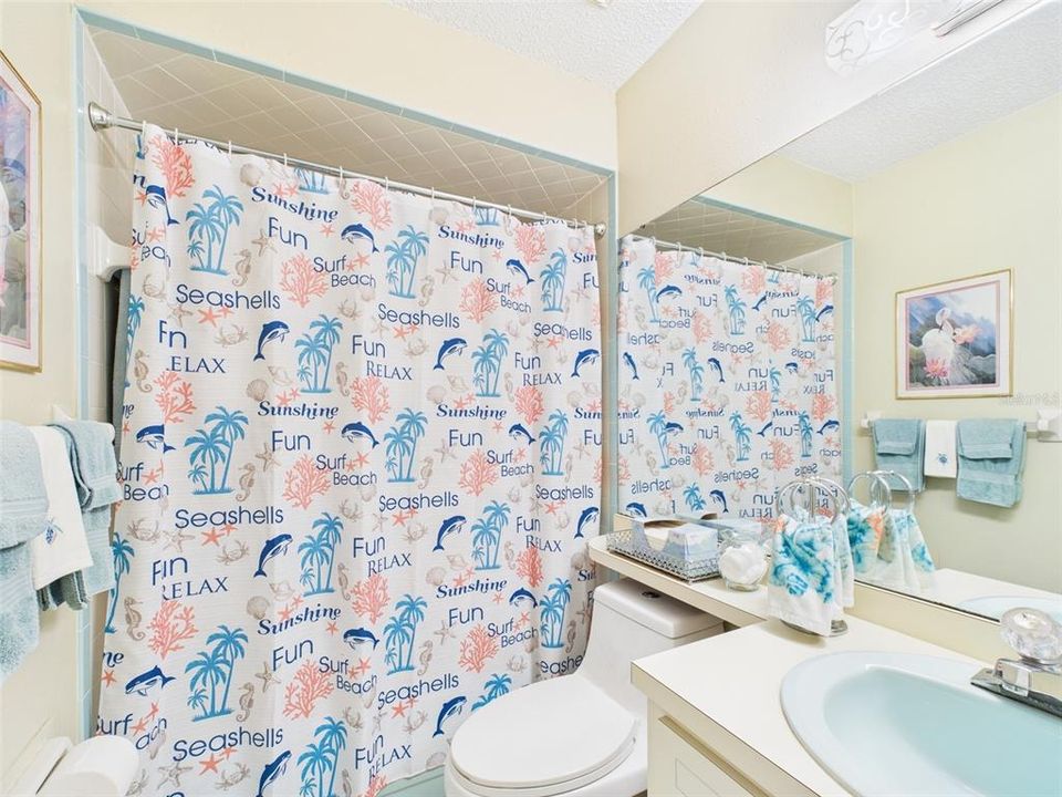 En Venta: $154,900 (2 camas, 2 baños, 980 Pies cuadrados)