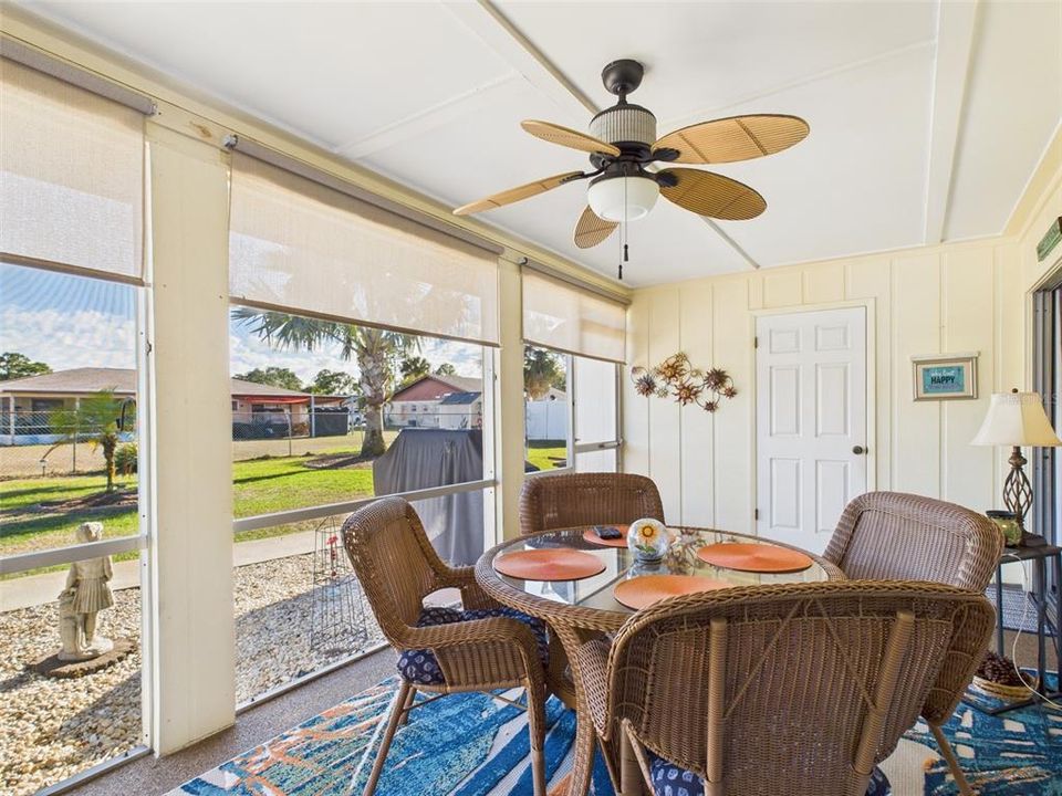 En Venta: $154,900 (2 camas, 2 baños, 980 Pies cuadrados)