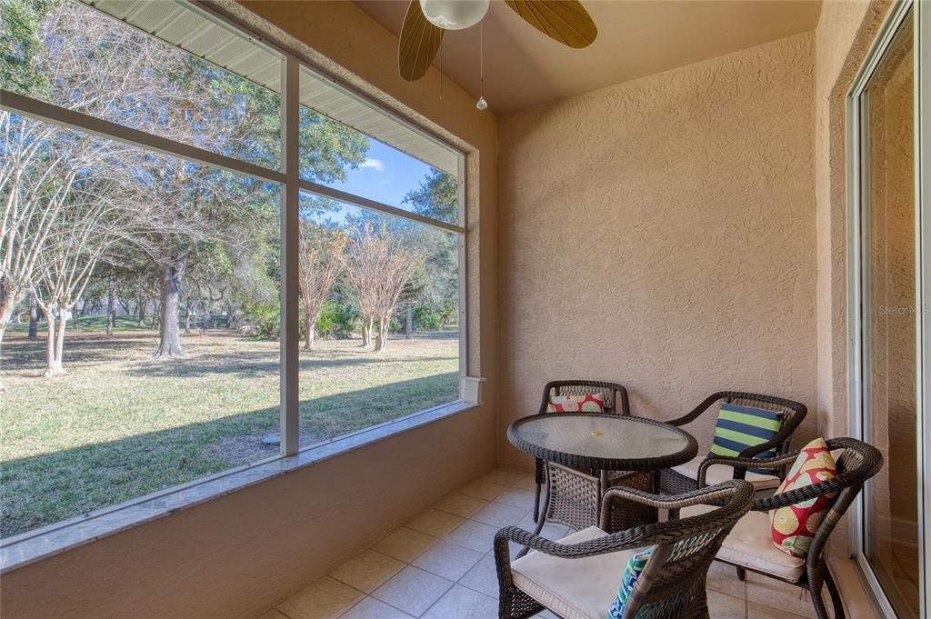 Activo con contrato: $340,000 (3 camas, 2 baños, 1684 Pies cuadrados)