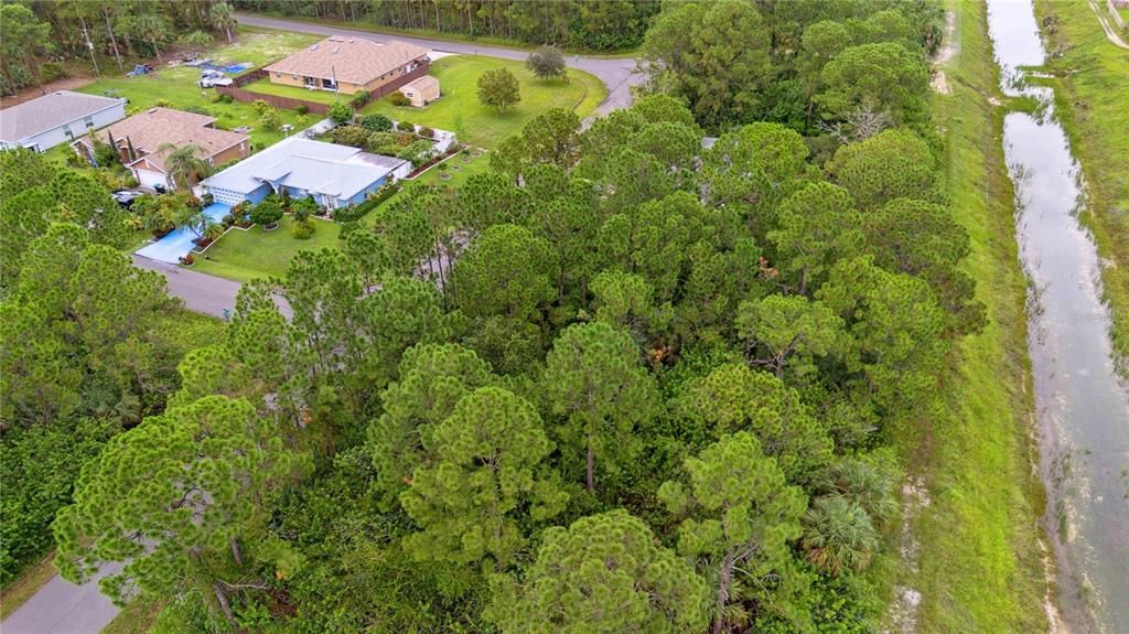 На продажу: $34,500 (0.23 acres)