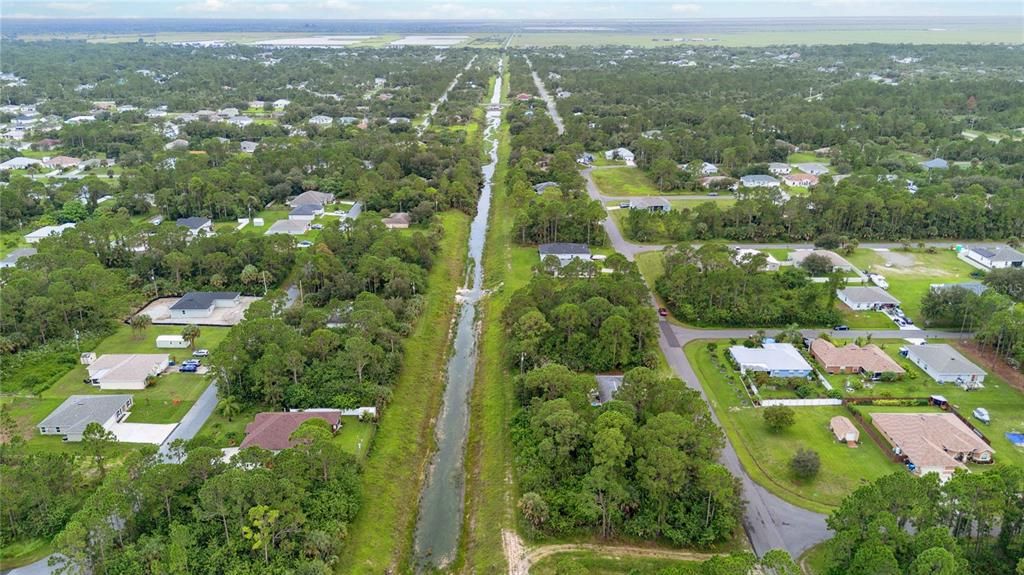 На продажу: $34,500 (0.23 acres)