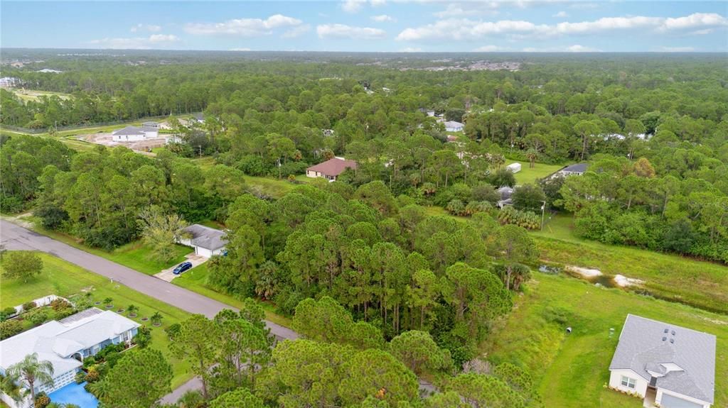 На продажу: $34,500 (0.23 acres)