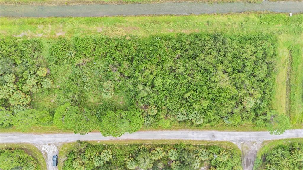 На продажу: $24,900 (0.24 acres)