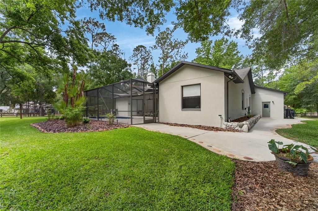 Active With Contract: $749,000 (4 beds, 2 baths, 2142 Square Feet)