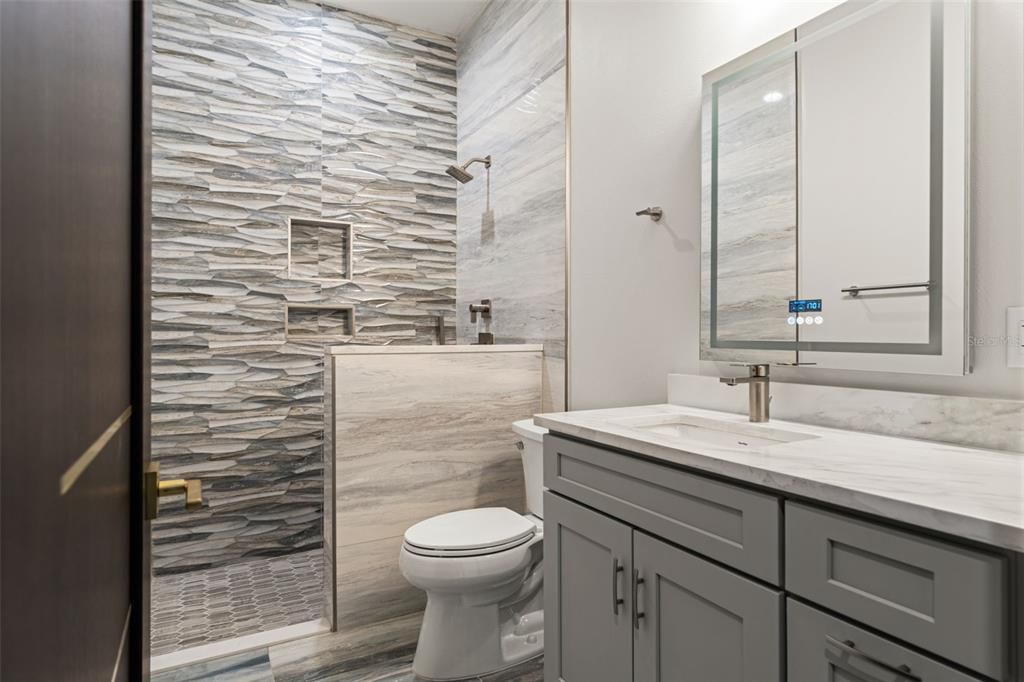 For Sale: $1,595,000 (5 beds, 4 baths, 4005 Square Feet)