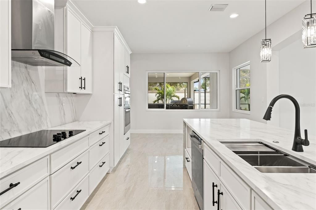 For Sale: $1,595,000 (5 beds, 4 baths, 4005 Square Feet)