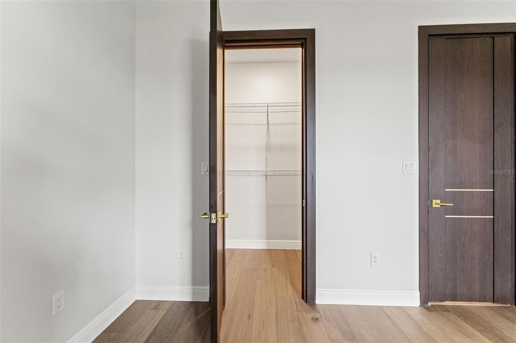 For Sale: $1,595,000 (5 beds, 4 baths, 4005 Square Feet)