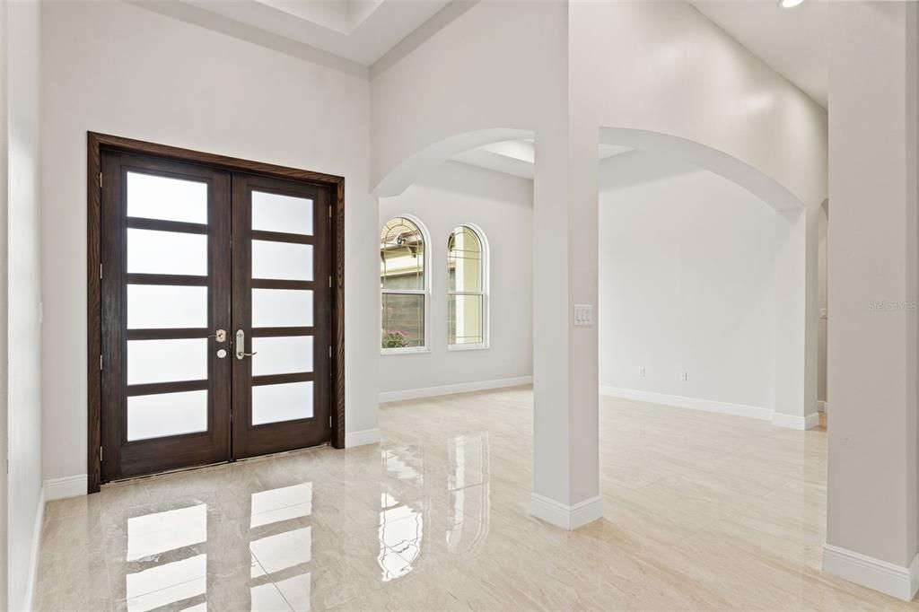 For Sale: $1,595,000 (5 beds, 4 baths, 4005 Square Feet)