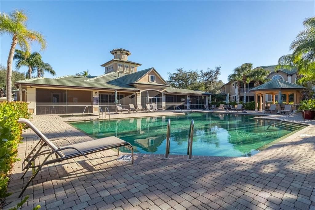 For Sale: $589,900 (2 beds, 2 baths, 1983 Square Feet)