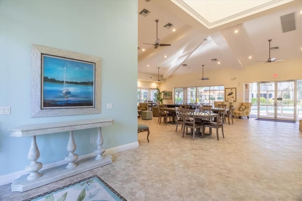 For Sale: $589,900 (2 beds, 2 baths, 1983 Square Feet)