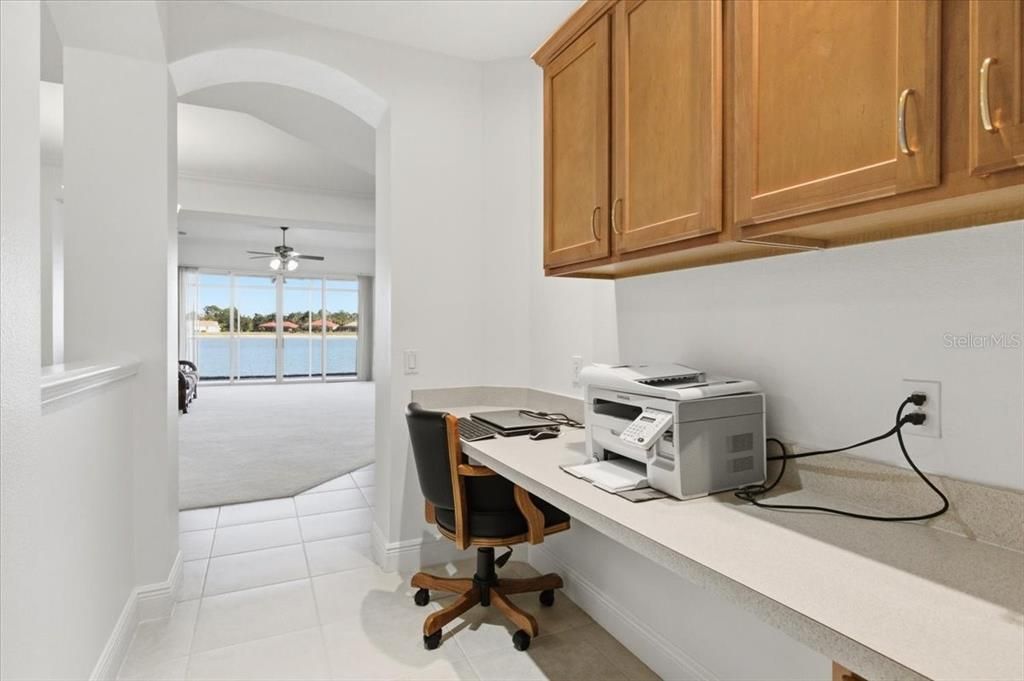 For Sale: $589,900 (2 beds, 2 baths, 1983 Square Feet)