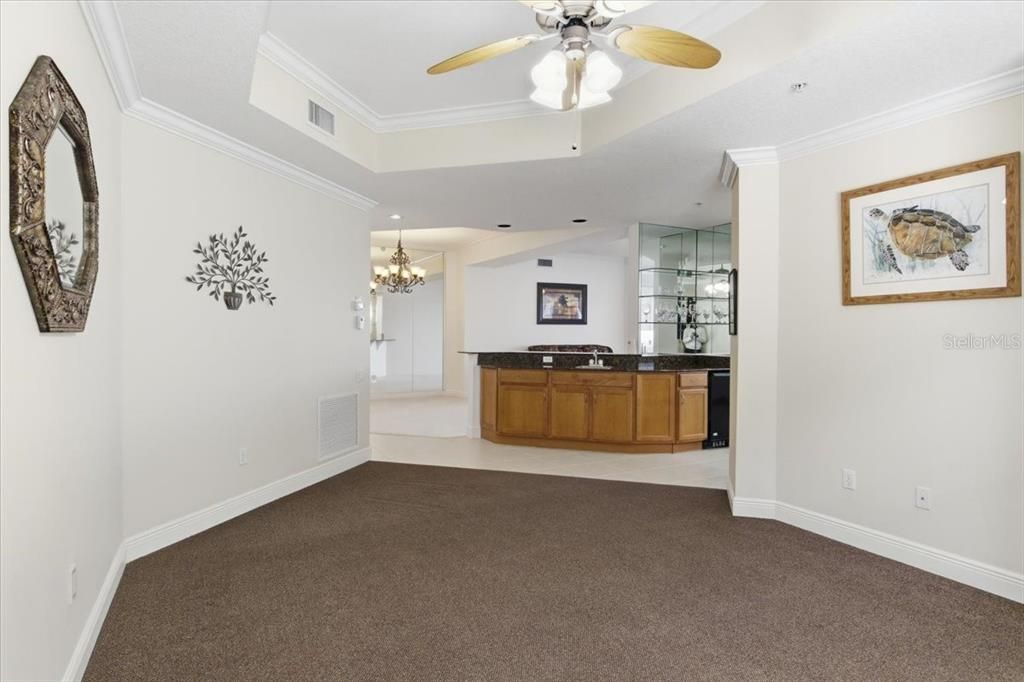 For Sale: $589,900 (2 beds, 2 baths, 1983 Square Feet)