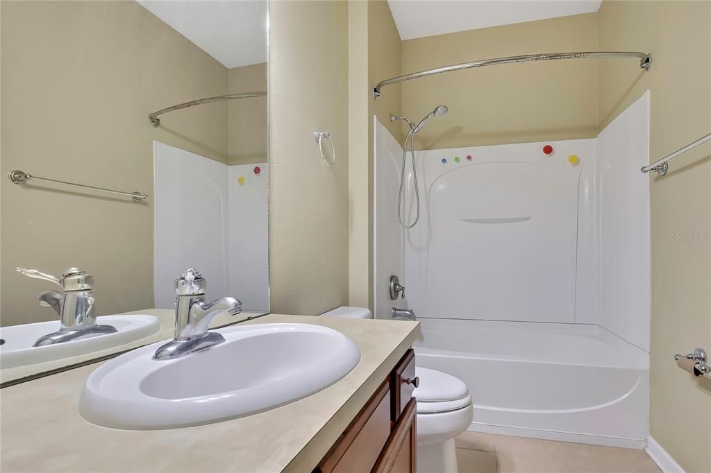 For Sale: $219,000 (2 beds, 2 baths, 1524 Square Feet)