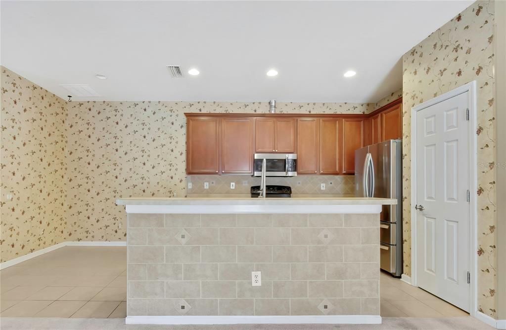 For Sale: $219,000 (2 beds, 2 baths, 1524 Square Feet)