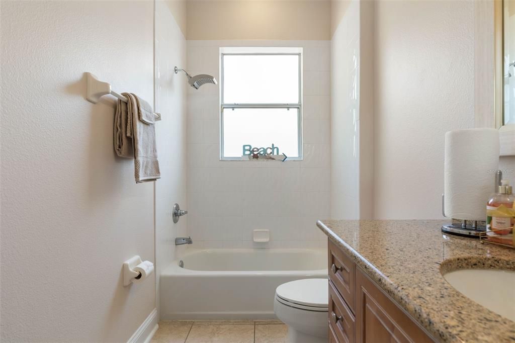 Activo con contrato: $499,990 (3 camas, 2 baños, 2520 Pies cuadrados)