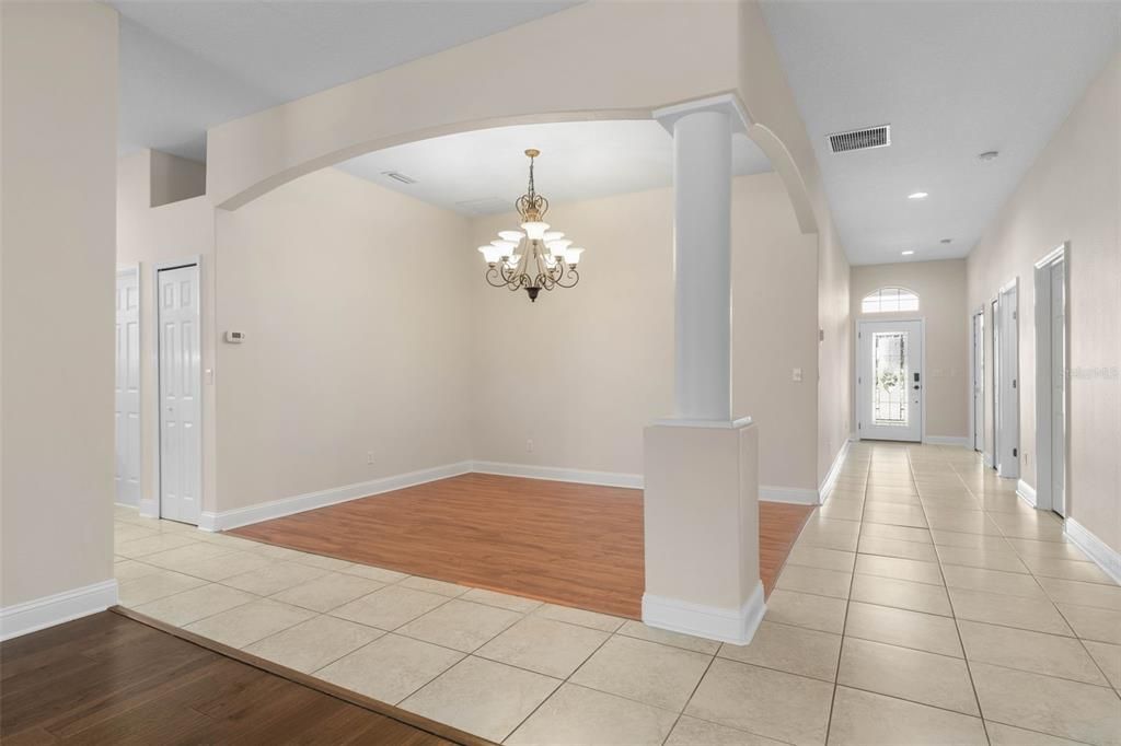 Activo con contrato: $499,990 (3 camas, 2 baños, 2520 Pies cuadrados)
