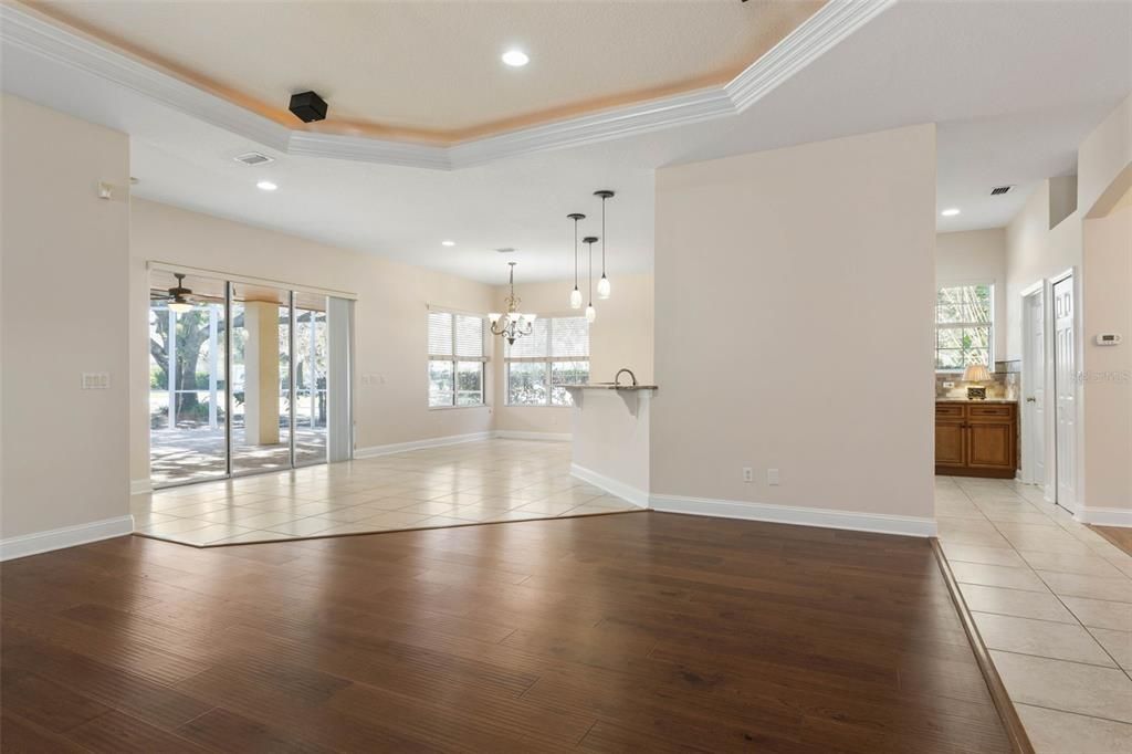 Activo con contrato: $499,990 (3 camas, 2 baños, 2520 Pies cuadrados)