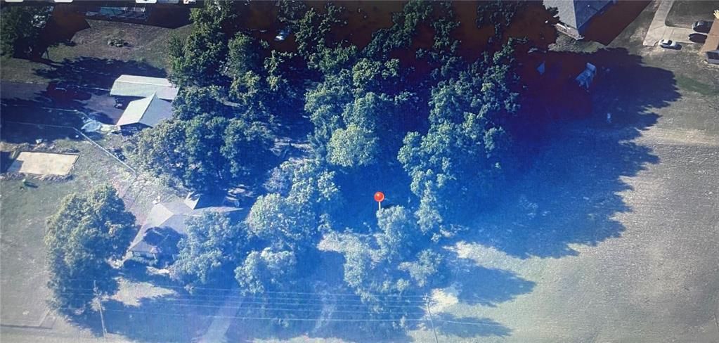 На продажу: $39,900 (0.51 acres)