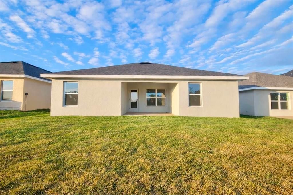 Activo con contrato: $315,000 (4 camas, 2 baños, 1820 Pies cuadrados)