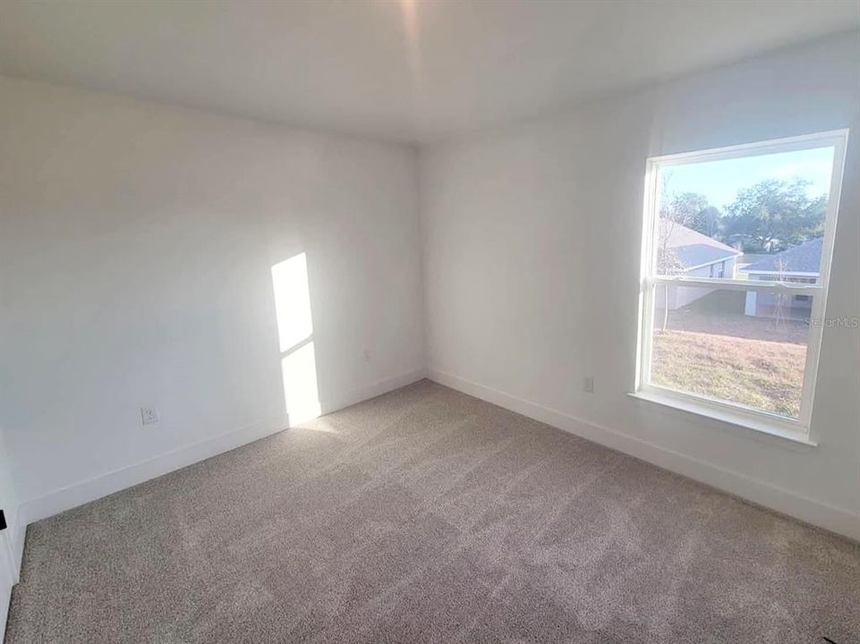 Activo con contrato: $315,000 (4 camas, 2 baños, 1820 Pies cuadrados)