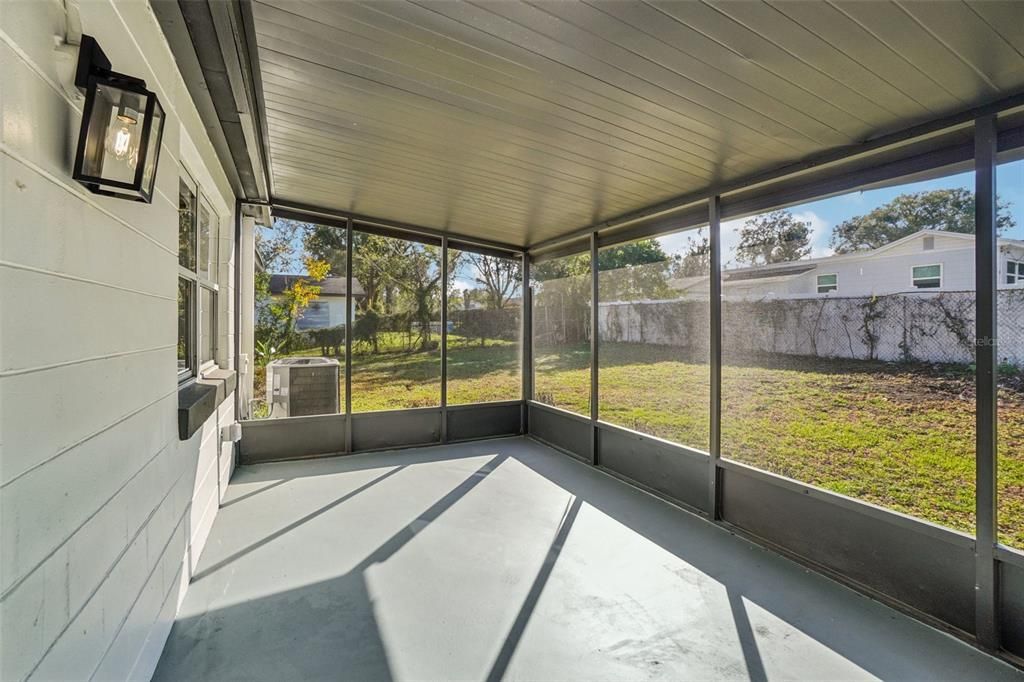 Activo con contrato: $220,000 (2 camas, 1 baños, 862 Pies cuadrados)
