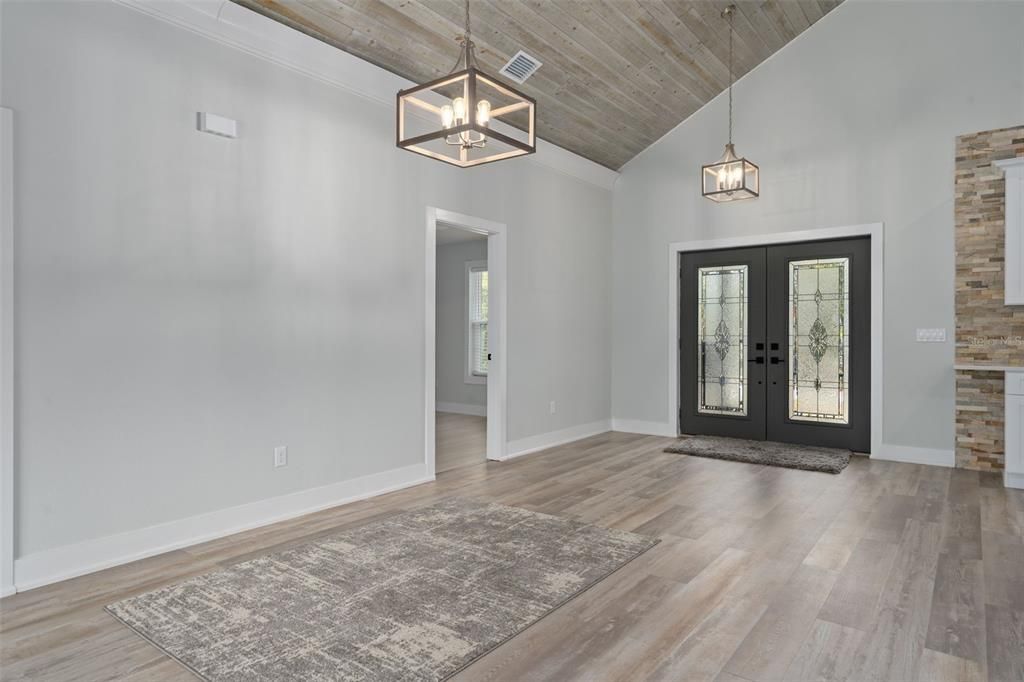 For Sale: $539,000 (3 beds, 2 baths, 1603 Square Feet)