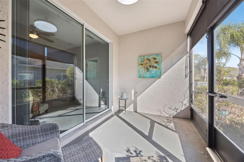 Active With Contract: $210,000 (2 beds, 2 baths, 1385 Square Feet)