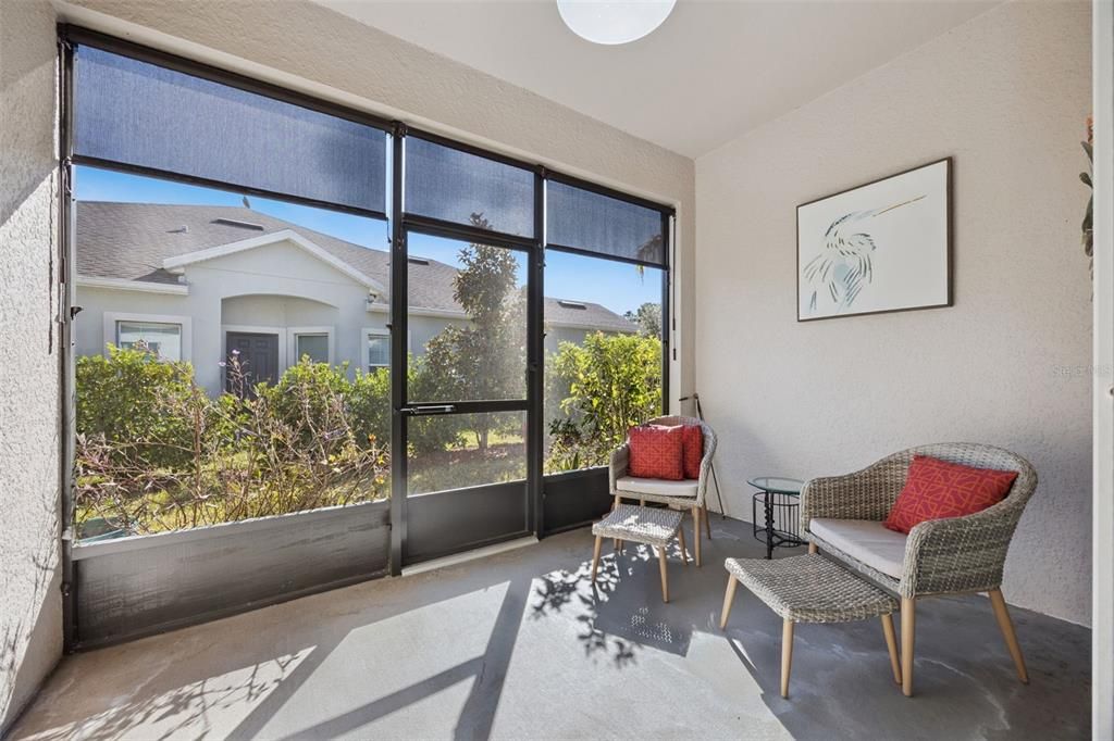 Active With Contract: $210,000 (2 beds, 2 baths, 1385 Square Feet)