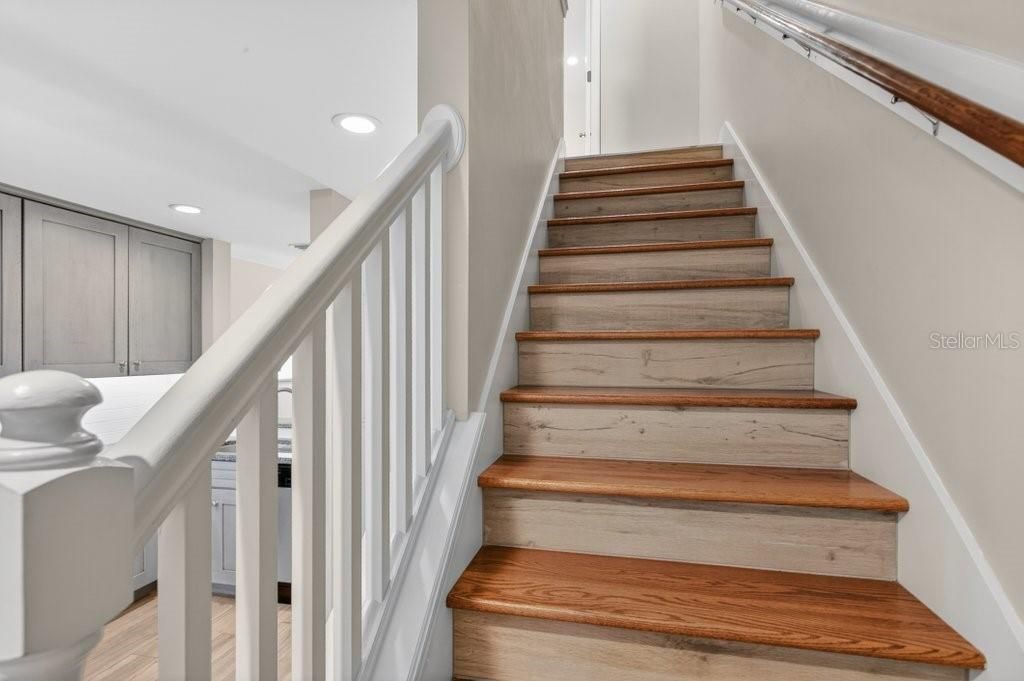 En Venta: $479,000 (3 camas, 2 baños, 1064 Pies cuadrados)