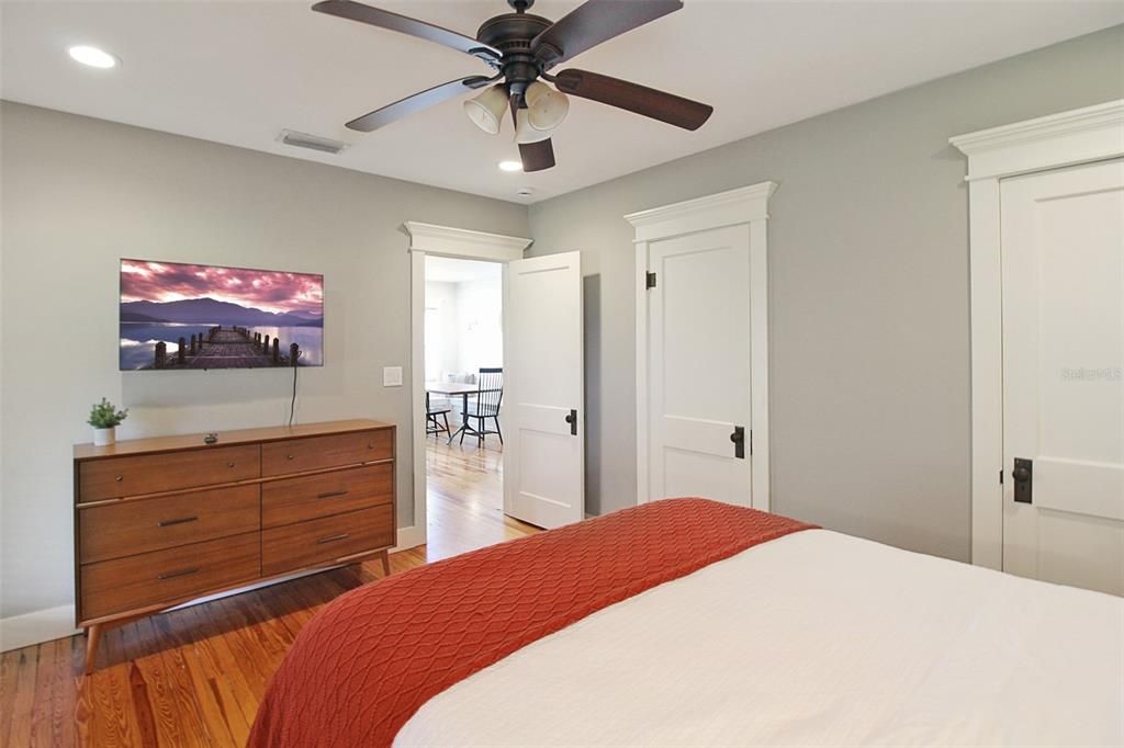 For Rent: $3,600 (2 beds, 2 baths, 1168 Square Feet)