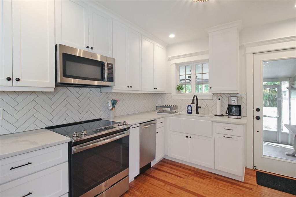 For Rent: $3,600 (2 beds, 2 baths, 1168 Square Feet)