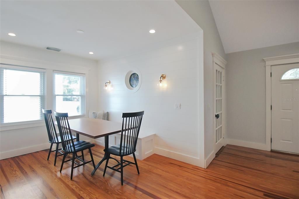 For Rent: $3,600 (2 beds, 2 baths, 1168 Square Feet)