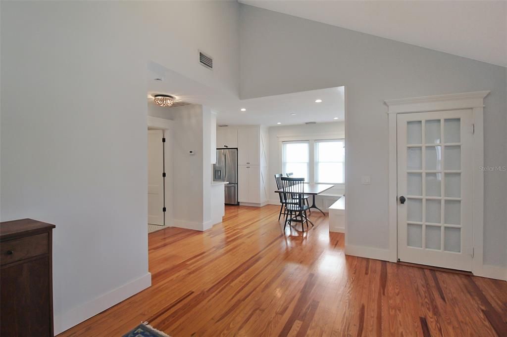 For Rent: $3,600 (2 beds, 2 baths, 1168 Square Feet)