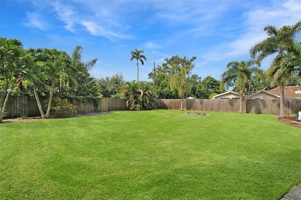 For Rent: $3,600 (2 beds, 2 baths, 1168 Square Feet)