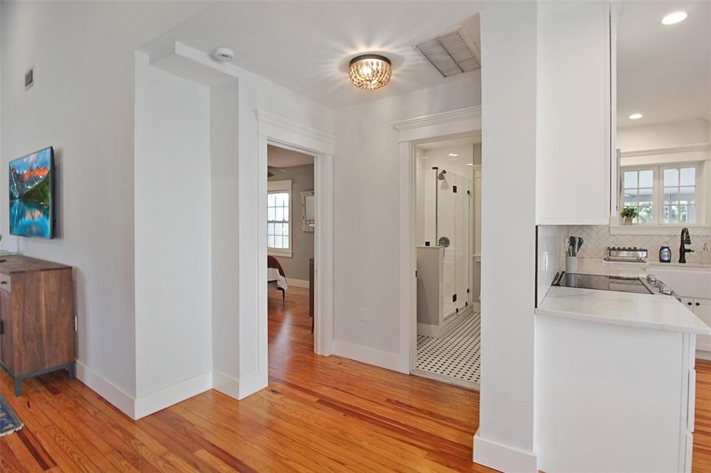 For Rent: $3,600 (2 beds, 2 baths, 1168 Square Feet)