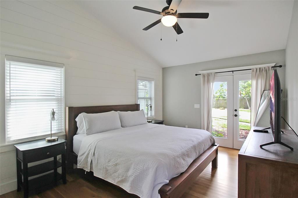 For Rent: $3,600 (2 beds, 2 baths, 1168 Square Feet)